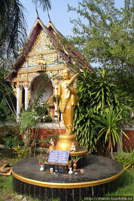 Монах и храм Трат, Таиланд