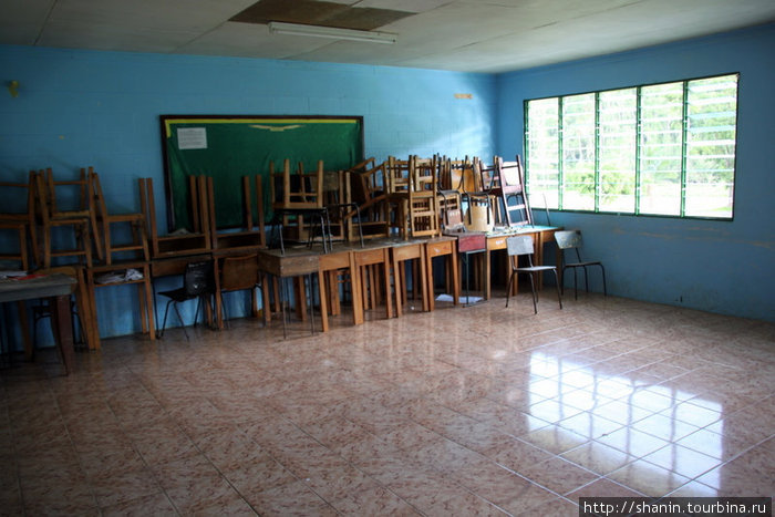 Пустой школьный класс Остров Вити-Леву, Фиджи