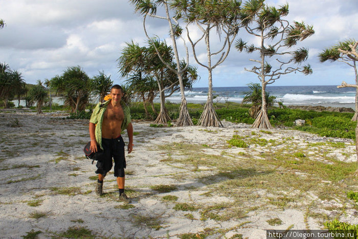 По красивым местам идти пешком не трудно Остров Эфате, Вануату