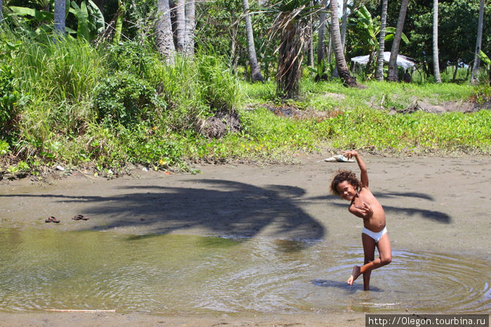Здесь помельче- танцы на воде Вануату