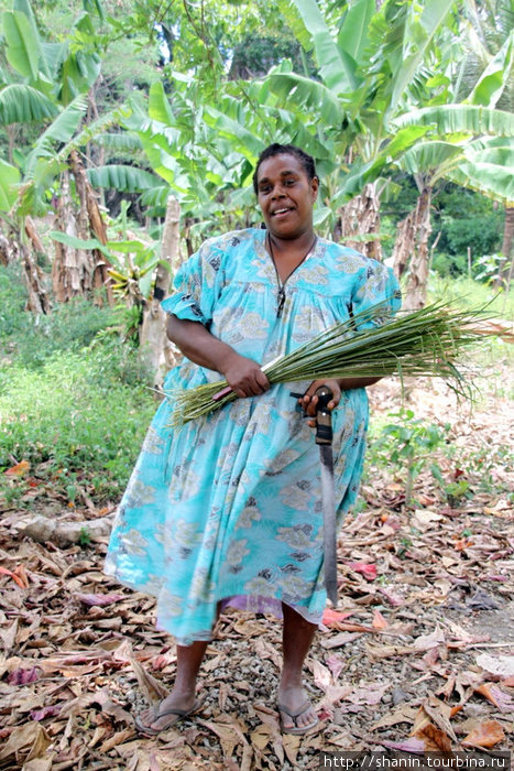 Женщина с ножом Остров Эфате, Вануату