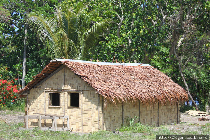 Традиционный дом с соломенной крышей Остров Эфате, Вануату