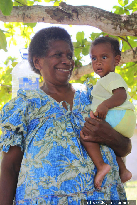 Кудрявая бабуля- кудрявый и внук Остров Эфате, Вануату