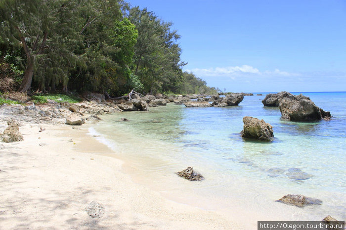 Недалеко от деревни красивый океан Остров Эфате, Вануату
