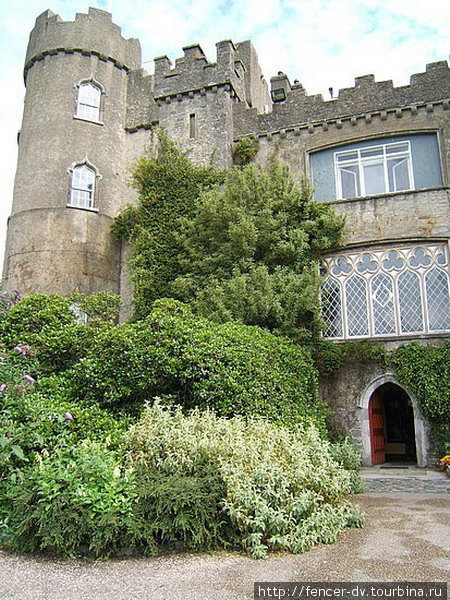 Малахайд. Замок и курорт Малахайд, Ирландия