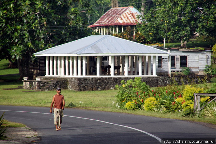 Одинокий пешеход Остров Савайи, Самоа