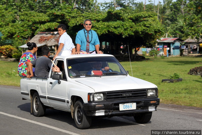Автостоп на Самоа очень популярен — среди местных жителей Остров Савайи, Самоа