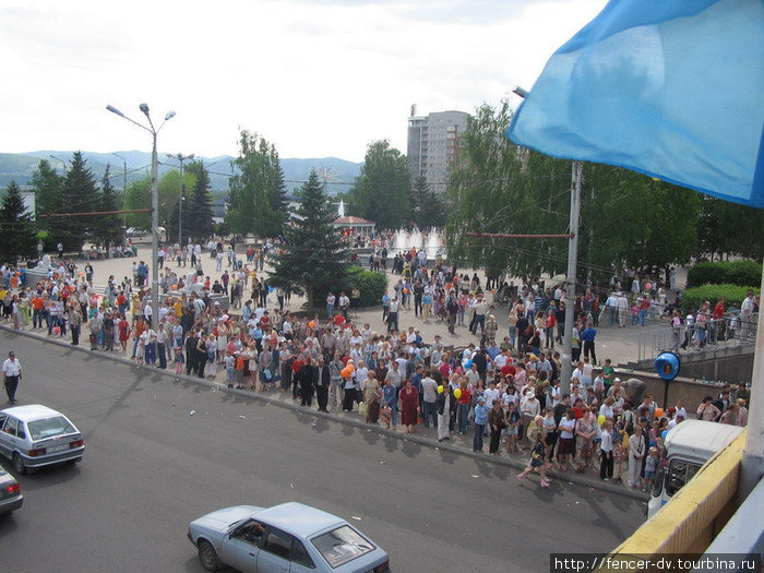 По-настоящему массовые городские гулянья на праздники очень характерны для города Красноярск, Россия