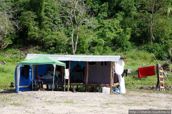 После цунами Остров Уполу, Самоа