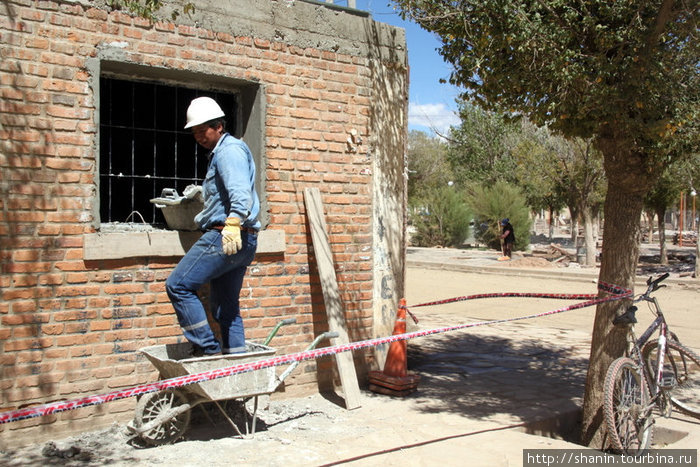 Стоя на тачке удобнее работать Провинция Хухуй, Аргентина