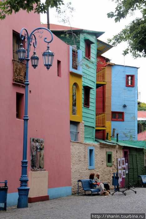 Свежепокрашенные дома Буэнос-Айрес, Аргентина