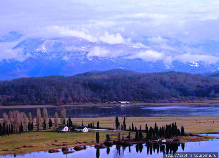 вид на озеро Рица из Пицунды. Рица Реликтовый Национальный Парк, Абхазия