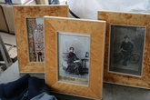 Старые фотографии на Блошином рынке.