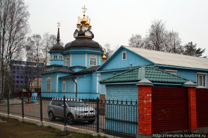 Церковь, в которой в конце 19 века молились деревенские жители и дачники. Санкт-Петербург, Россия