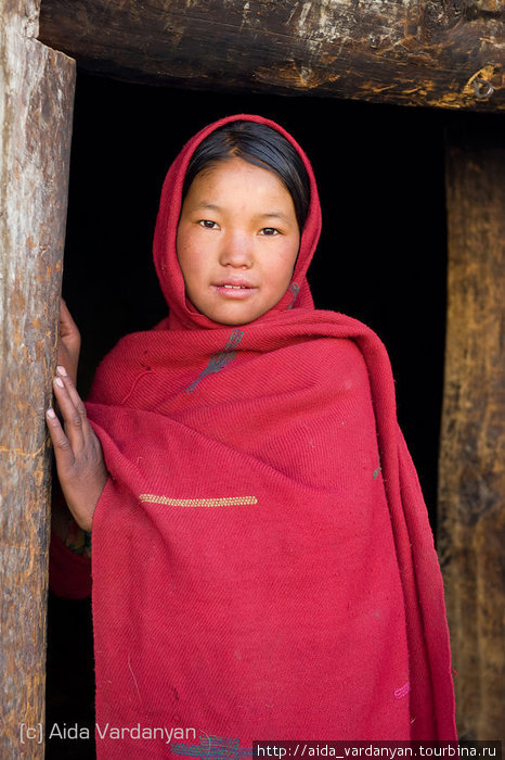 Непальская девочка. Деревня Таракот Непал