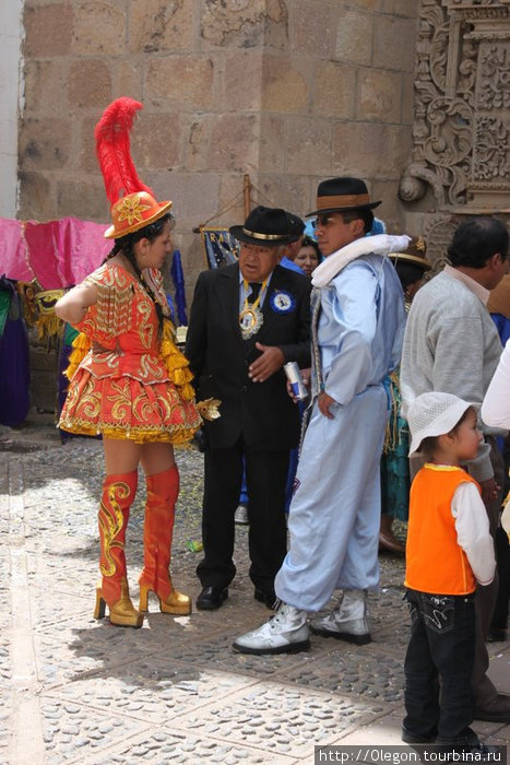 Подготовка к Карнавалу Потоси, Боливия