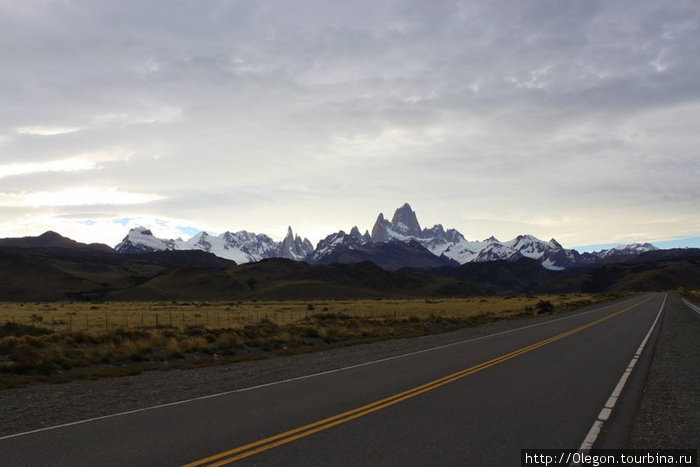 Дорога через красоты природы Аргентина