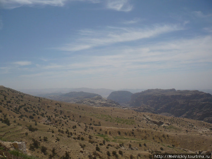По пути из Акабы в Петру, долина Моисея Петра, Иордания