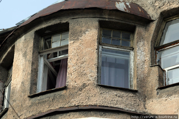 А из этого окна музыка слышна. Санкт-Петербург, Россия