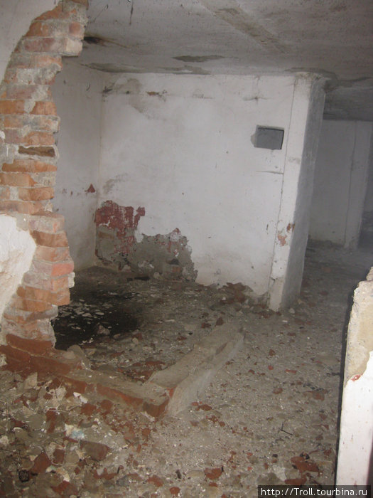 Обширные подземелья ведьм под Дурресом Албания