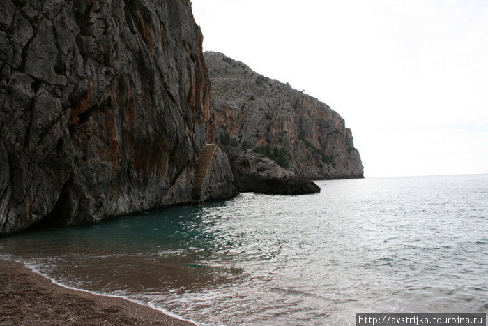 Изумрудный пляж Остров Майорка, Испания