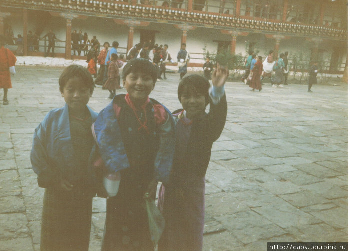 Ещё о Вангди Вангди-Пходранг, Бутан