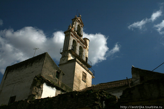 Типичный андалузский городок Кордова, Испания