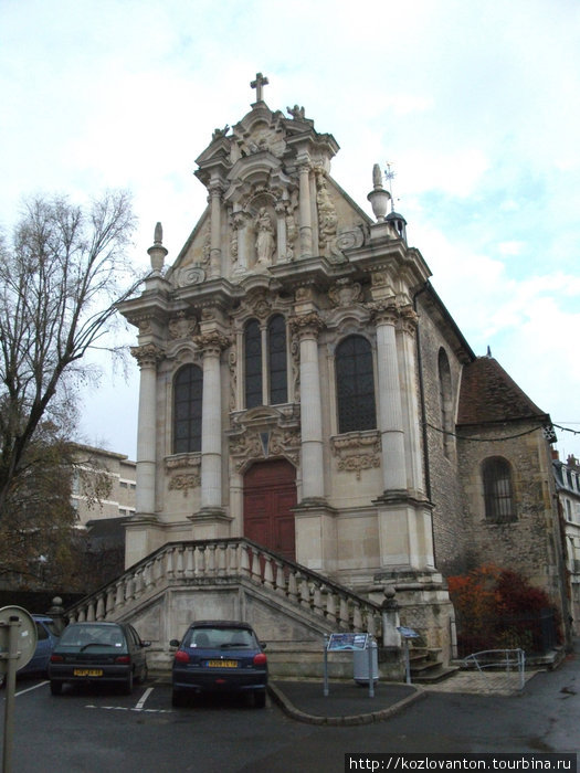 Церковь Санта Мария (XVII в.) — яркий пример французского барокко. Невер, Франция