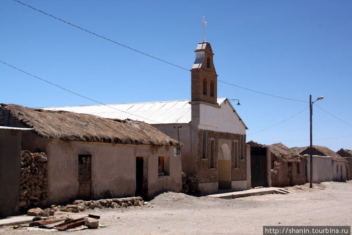 Деревенская церковь Колчани, Боливия