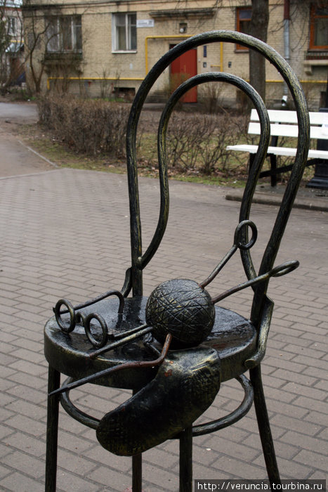 Из той же серии бабушкин стул. Зеленогорск, Россия