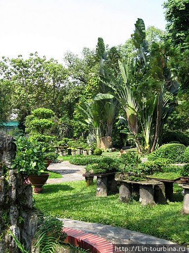 Зоологический и ботанический сады Хошимин, Вьетнам