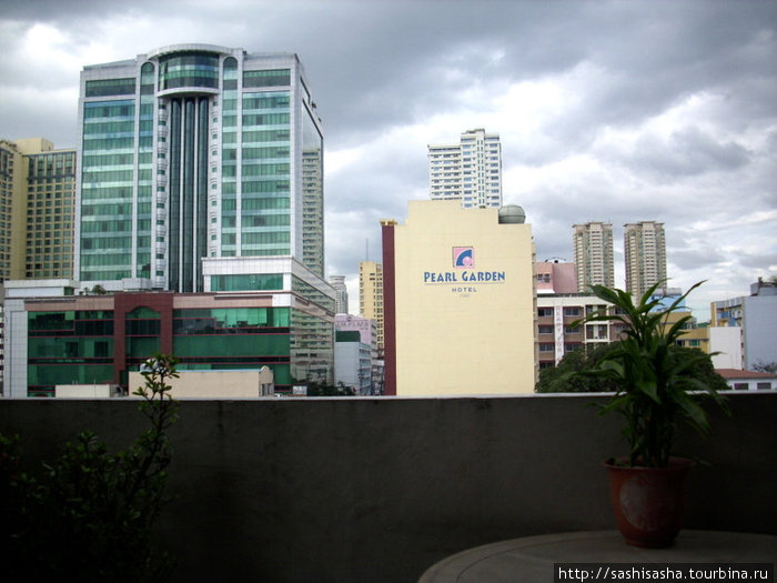 Вид с террасы на крыше. Манила, Филиппины
