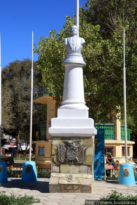 Памятник Уюни, Боливия