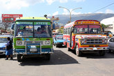 Автобусы на улице в Кочабамбе