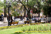 Центральная площадь, как это обычно и бывает в Южной Америке, одновременно и городской парк