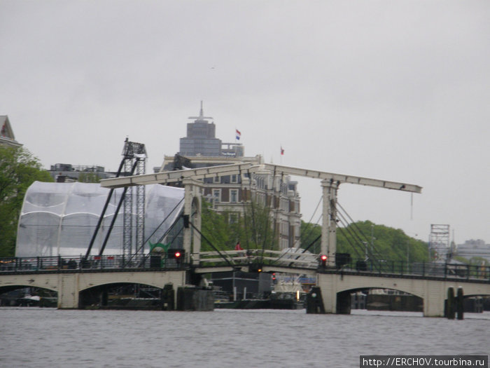 Прогулка на кораблике по каналам Амстердама Амстердам, Нидерланды