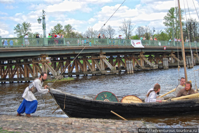 Швартуются Санкт-Петербург, Россия