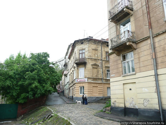 Нетуристический старый город Львов, Украина