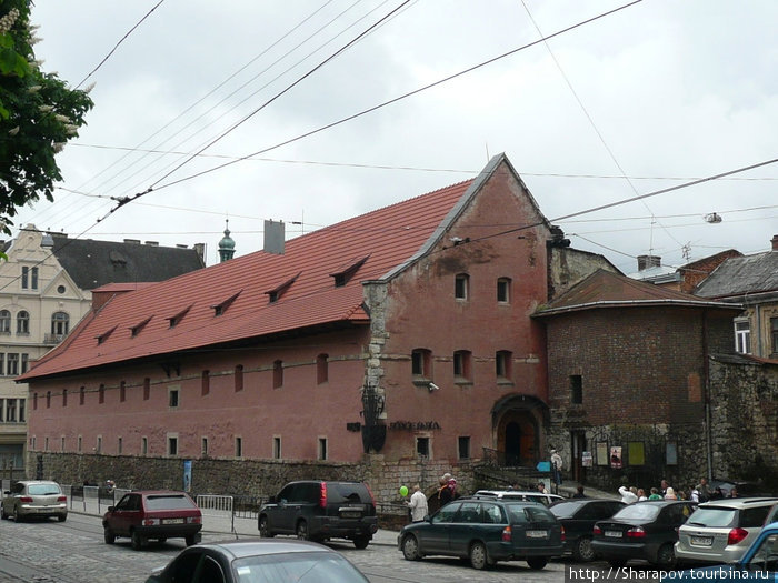 Городской арсенал, 1554-56 гг. Львов, Украина