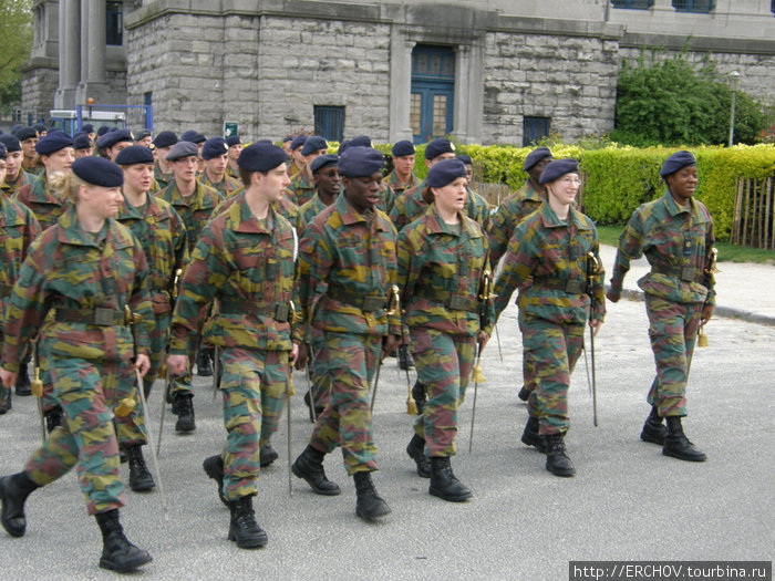 Армия НАТО. Брюссель, Бельгия