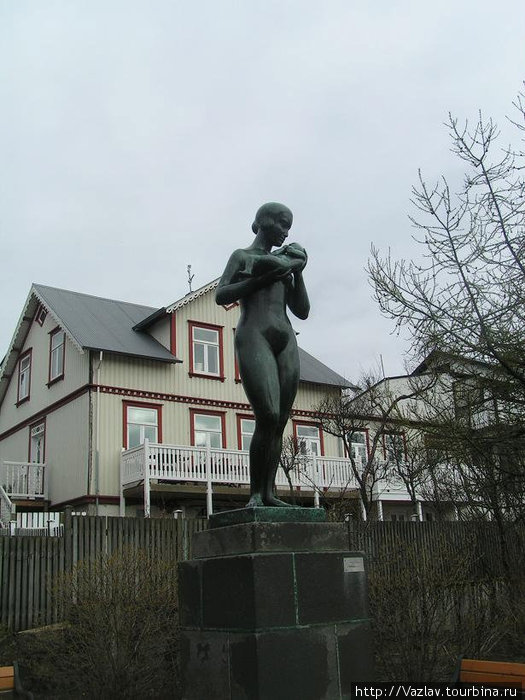 В таком доме материнство вполне уютно Рейкьявик, Исландия