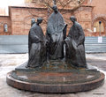 15 лет назад на месте бывшего алтаря Успенского собора установили скульптурную композицию Троица.