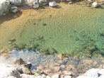 Прозрачная вода озерца