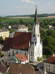 Кирха — самое высокое сооружение любого маленького австрийского городка