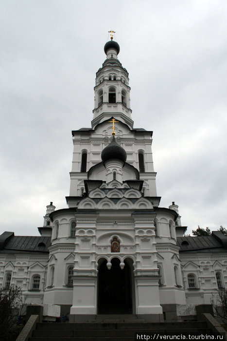 Церковь Казанской иконы божьей матери.