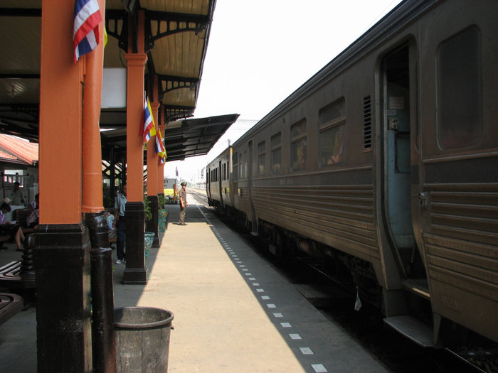 Дешевый билет на поезд из Бангкока Аюттхая, Таиланд