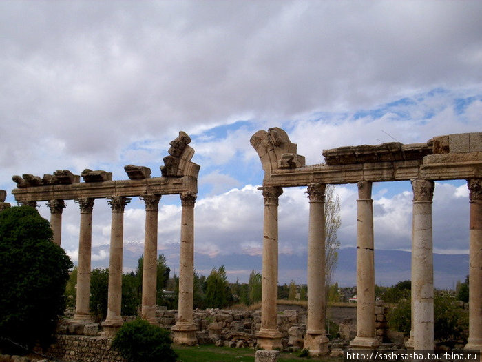 Храм Юпитера Баальбек (древний город), Ливан