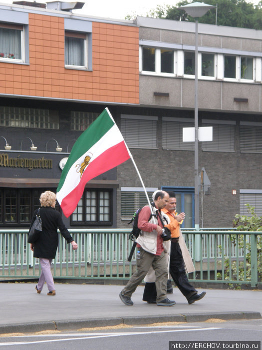 Люди в городе Кёльн Кёльн, Германия