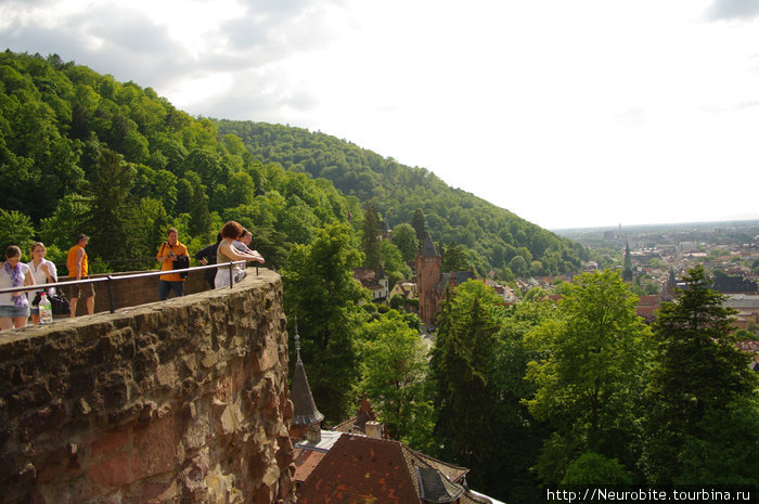 Туристы и Хайдельбергский замок - I Гейдельберг, Германия