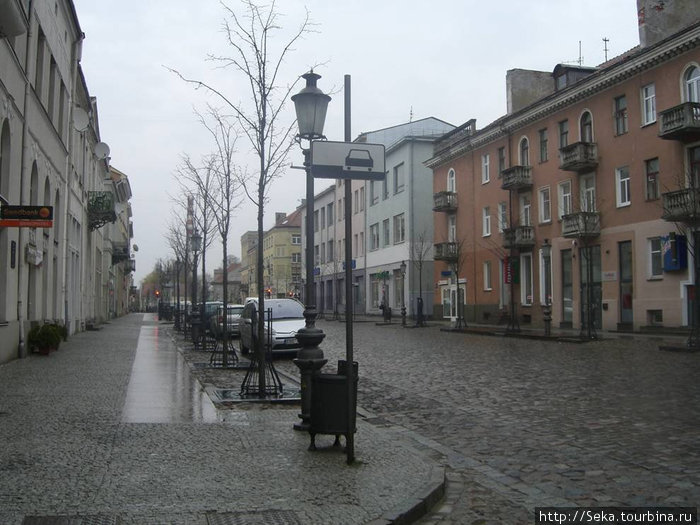 На мокрых улочках Старой Клайпеды